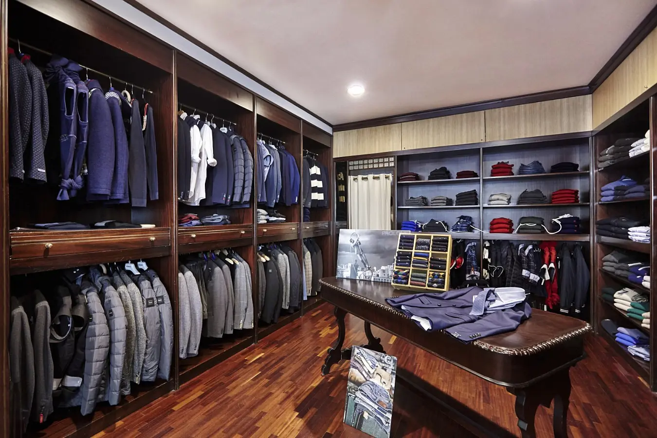 Negozio abbigliamento
